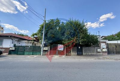Casă individuală cu 4 camere în Central