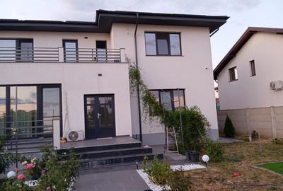 Casă individuală cu 6 camere în Chiajna