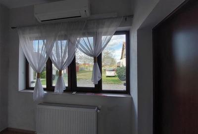 Casa mare, cu teren generos, pentru locuit sau afacere, in Santana - 16