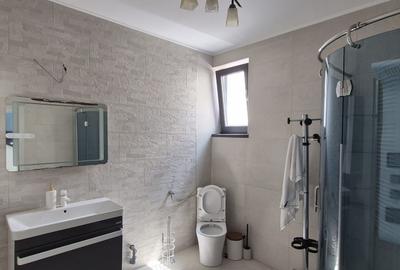 De vanzare casa tip Vila - Livezeni - 3