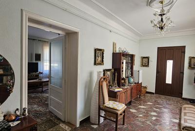 Vand casa individuala situata in cartierul Lazaret ,640m teren/19 ml - 10