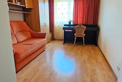 3 camere decomandat 2 bai bloc 1991 zona Lunca Cetatuii - 4