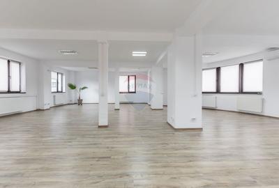 Cladire Mixtă de vânzare 800mp, D+P+3E+M  în Tudor Vladimirescu - Iasi - 5