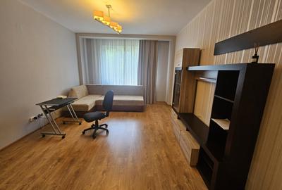 Apartament cu 2 camere semidecomandat, mobilat în Mănăștur