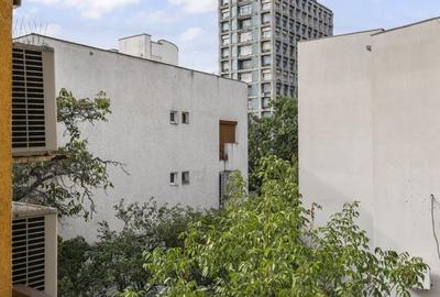3 Splendid in Primaverii etaj 2 din 3, in bloc butic,  parcare - 14