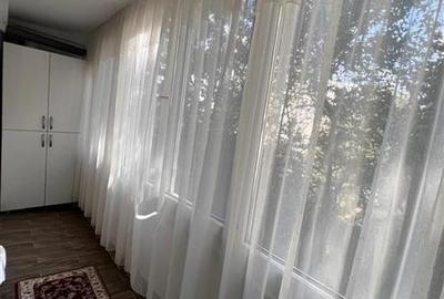 Apartament cu 2 camere decomandat în 1 Mai