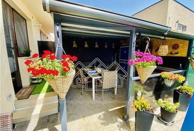 Apartament cu 3 camere nedecomandat în Exterior Vest