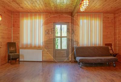 Casă de vacanță cu 9 camere de vânzare Moieciu de Jos - 16