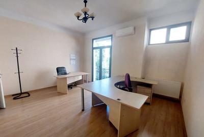 Vilă birouri | Plantelor | Unirii | 16 Camere | Centrală nouă | Curte - 3