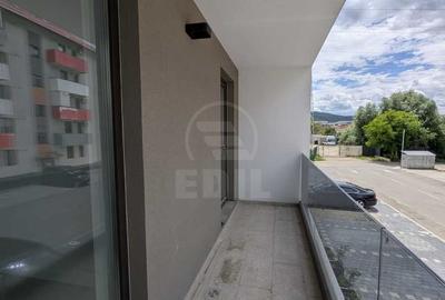 Apartament nou 3 camere,etaj 1 - 8