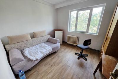Apartament cu 2 camere în Mircea cel Bătrân