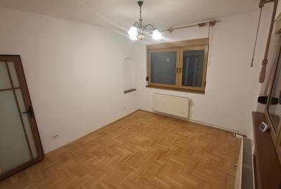 GARA DE NORD (Spitalul Witting)- 2 apartamente, 6 camere, vila solida renovata! - 16
