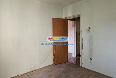 Vanzare apartament 3 camere semidecomandat Targoviste Micro 6 - 10