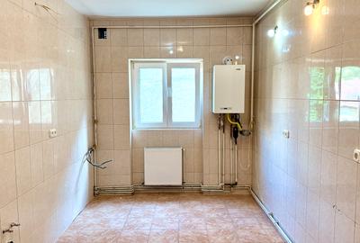 Apartament 4 camere Victoriei, centrala proprie, boxa, garaj, comision 0 ! - 13