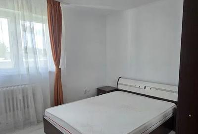 Apartament cu 2 camere semidecomandat, mobilat în Titan