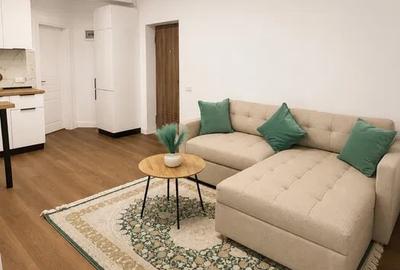 Apartament cu 2 camere semidecomandat, mobilat în 1 Mai