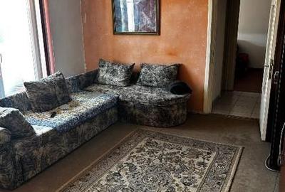 Apartament cu 2 camere semidecomandat, mobilat în Lipovei