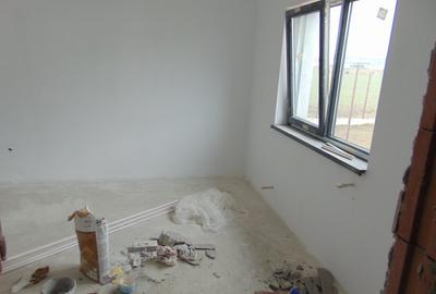 DE LA DEZVOLTATOR FARA COMISION casa cu 4 camere 2 bai placa beton LA CHEIE - 25