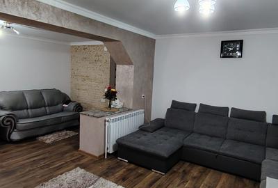 Casa cu etaj zona Liceului Pedagogic - 3