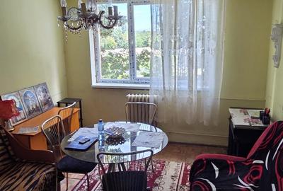 2 camere etaj 2/4, decomandat, Negru Vodă Spitalul Militar - 1