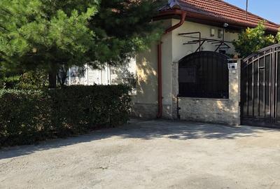 Casă individuală cu 4 camere în Fratelia