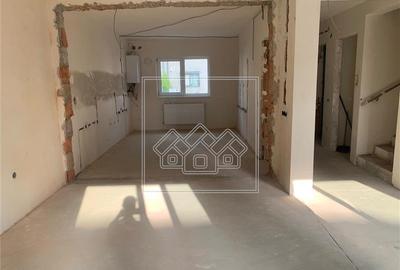 Duplex de vanzare in Selimbar, 3 dormitoare, curte si parcare - 7