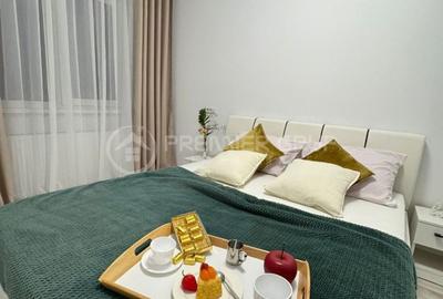 Apartament cu 2 camere decomandat în Podu Roș