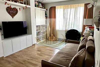 Apartament cu 4 camere decomandat, mobilat în Circumvalațiunii