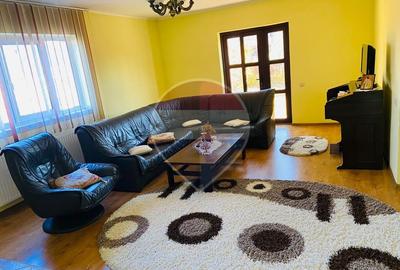 Casa de vanzare in Mitocul Dragomirnei - 2 km de Manastirea Dragomirna - 5