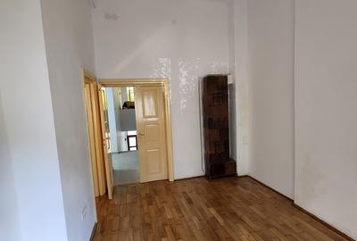Apartament 3 camere decomandat Unirii - Horoscop 8 minute metrou - 18