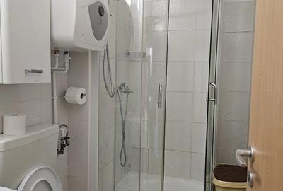 Crangasi - Complex Quadra - Garsoniera MODERNA - LOC PARCARE - PET FRIENDLY - 5