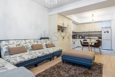 Apartament cu 2 camere semidecomandat, mobilat în Central