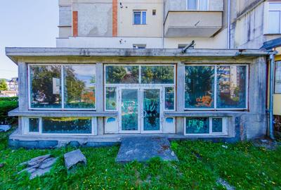 Spațiu comercial cu apartament la pachet, de vanzare Bulevardul Traian - 19