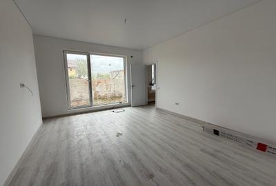 15 min. Metrou Apărătorii Patriei | Apartament 3 cam. | 70 mp. 50 mp curte - 2