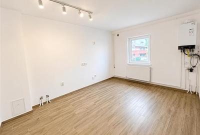 Apartament 3 camere decomandat 2 bai balcon pivnita zona Strand - 4