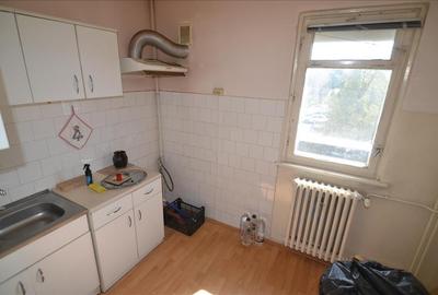 Vanzare garsoniera decomandata Astra- Planete - 17