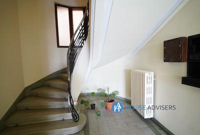 Inchiriere apartament 5 camere  in vila Romana - 17