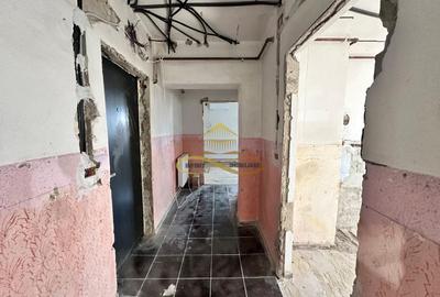 De vanzare apartament 2 camere decomandate Buhusi Bacau - 10