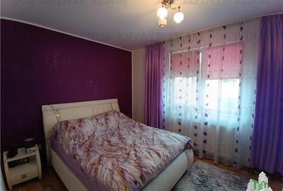 Casa deosebita P+1 cu 4 camere, foisor in curte si garaj, in Bragadiru aproape d - 11
