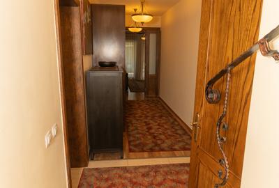 Vila cu PISCINA acoperită, zona centrala în Periș - 15