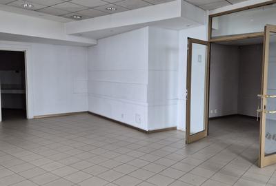 Birou, 119 mp în Central