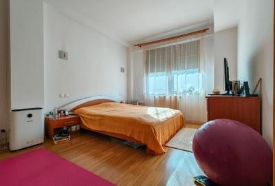 Apartament 2 cam luminos la 8 min metrou Pacii bloc Boutique 2007 Comision 0 - 2