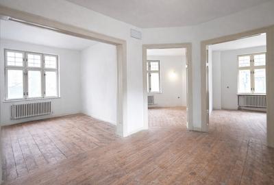 Vila renovata | Ideala pentru clinica medicala sau birouri | Comision 0% - 3
