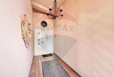 De vânzare casă cu 12 camere, în zona Decebal - 21