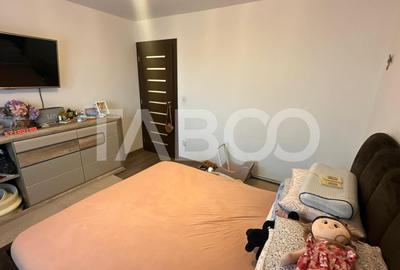 Apartament 4 camere decomandat 2 bai pivnita zona Strand Sibiu - 16