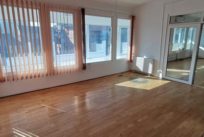 Spațiu comercial, 144 mp în Gheorghe Lazăr