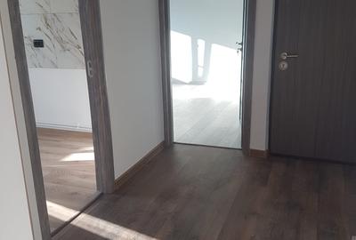 Apartament doua camere, decomandat, etaj 4, cu sarpanta, renovat modern, stradal - 8