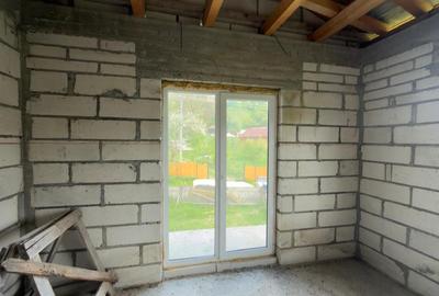 Casa P+1E la rosu de vanzare in Valea Doftanei | Teren 1000 mp | Trăisteni - 6