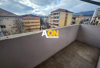 De inchiriat apartament 3 camere, Closca - 11