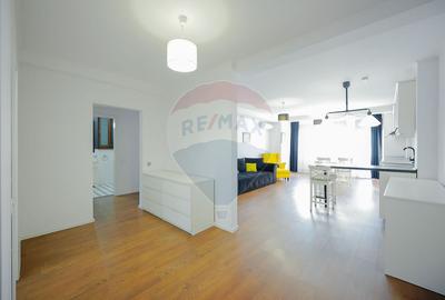 Apartament cu 3 camere de vânzare în zona Ultracentral - 4